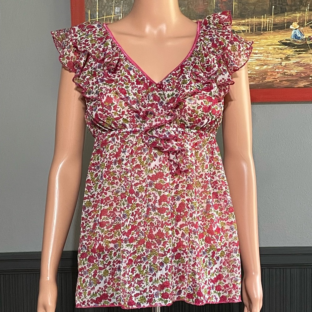 Pretty Good Blouse SZ - M